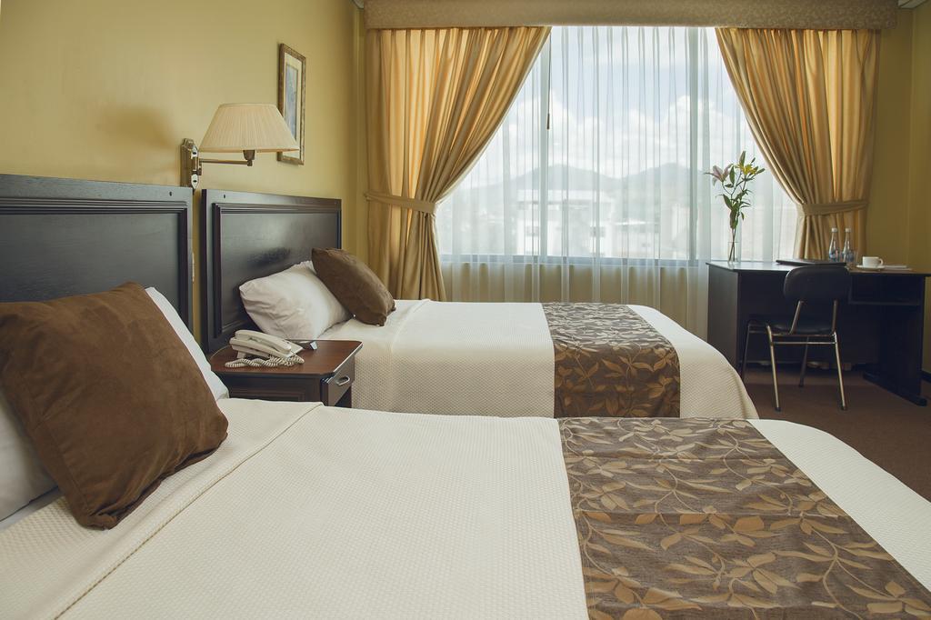 Hotel Podocarpus Loja Bilik gambar